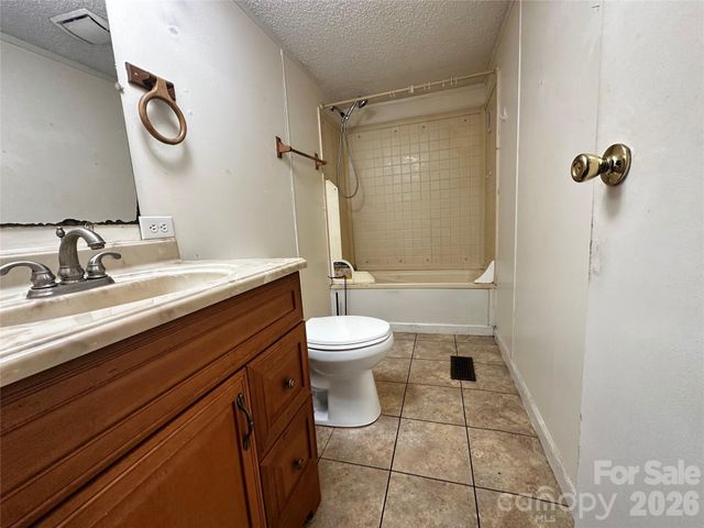 713 Cedar Grove Church Road, Vale, NC 28168
