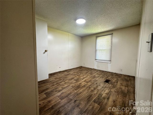 713 Cedar Grove Church Road, Vale, NC 28168