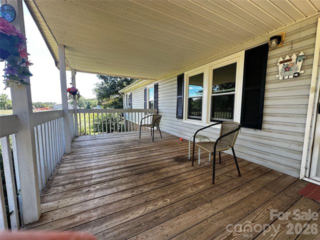 713 Cedar Grove Church Road, Vale, NC 28168