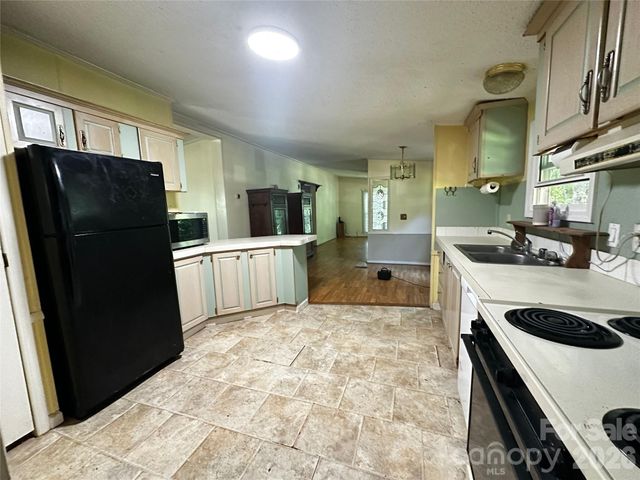 713 Cedar Grove Church Road, Vale, NC 28168