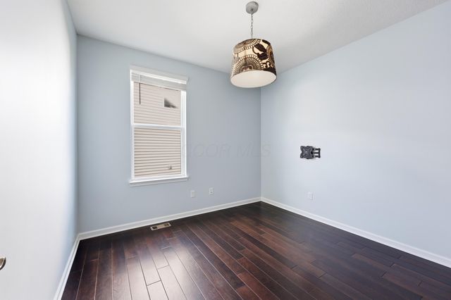 6727 Cat Singer Circle S, Hilliard, OH 43026