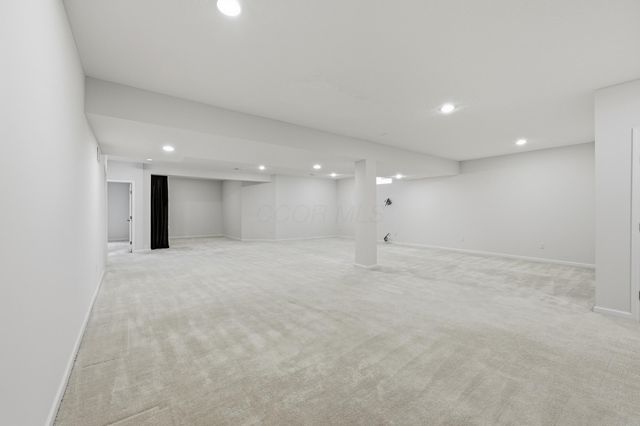 6727 Cat Singer Circle S, Hilliard, OH 43026