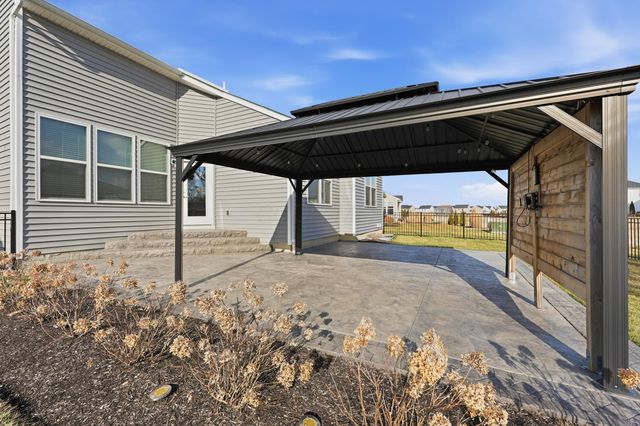 6727 Cat Singer Circle S, Hilliard, OH 43026