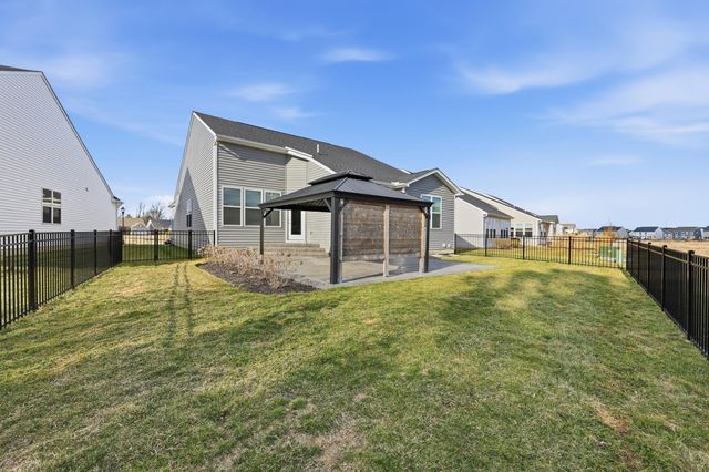 6727 Cat Singer Circle S, Hilliard, OH 43026