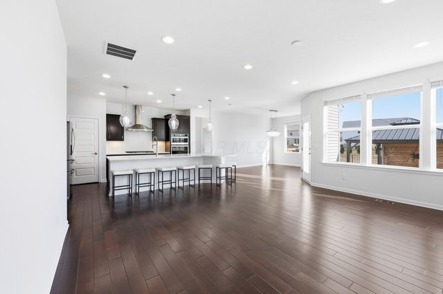 6727 Cat Singer Circle S, Hilliard, OH 43026