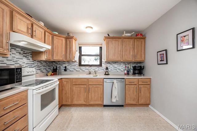 40 Innsbruck Lane, Shiloh, IL 62221