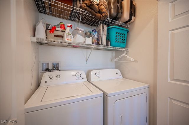 4829 Valmark Drive, Las Vegas, NV 89115