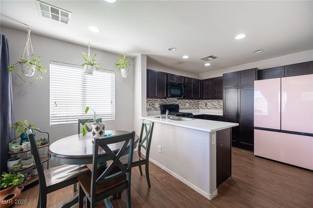 4829 Valmark Drive, Las Vegas, NV 89115