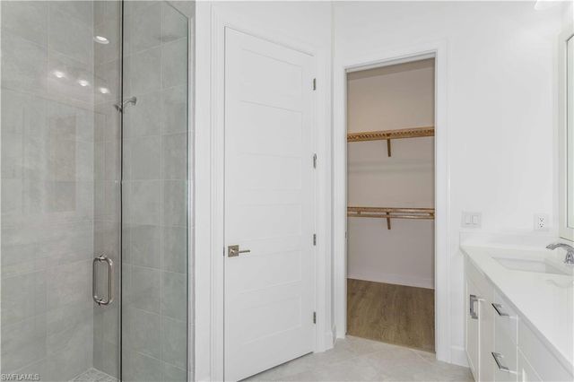 9004 Calypso CT, Naples, FL 34112