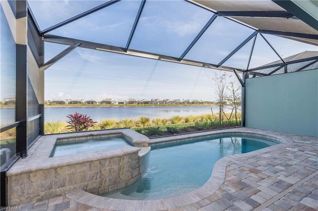 9004 Calypso CT, Naples, FL 34112