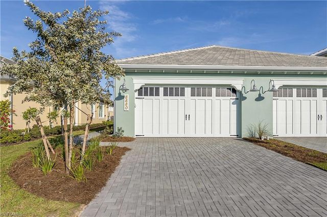 9004 Calypso CT, Naples, FL 34112