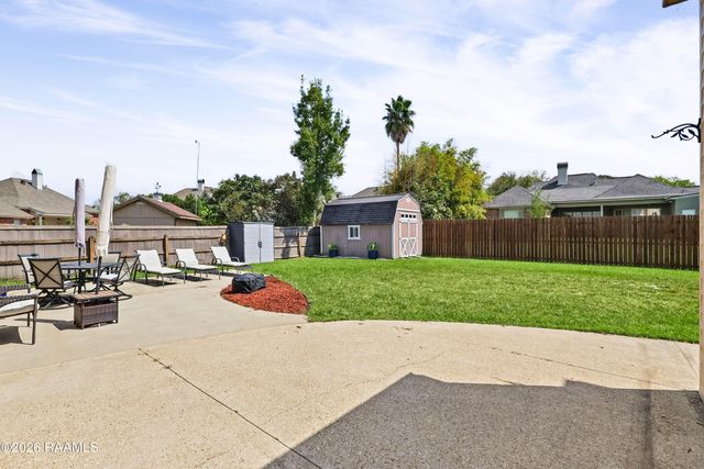 105 Pleasant Lake Drive, Youngsville, LA 70592