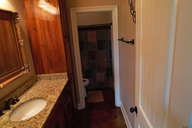 312 Lemon B Rd, Slaughter, LA 70777