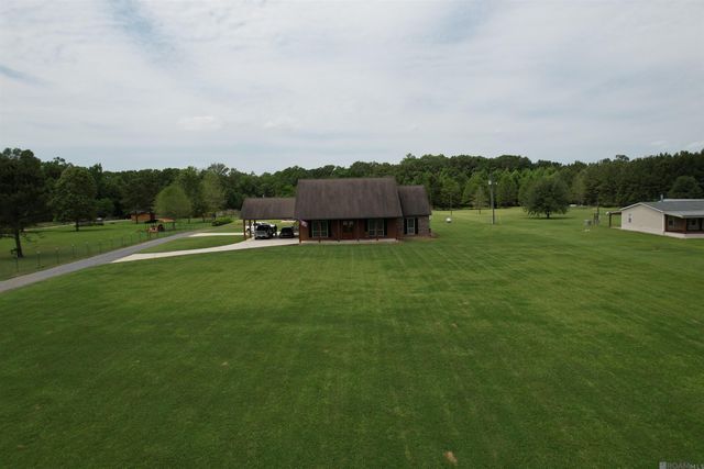 312 Lemon B Rd, Slaughter, LA 70777