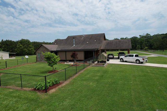312 Lemon B Rd, Slaughter, LA 70777