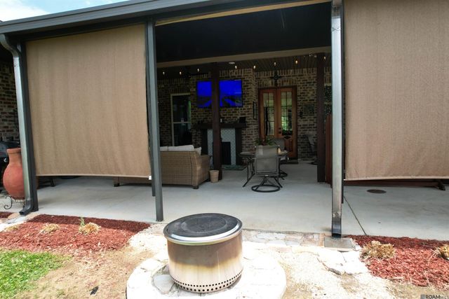312 Lemon B Rd, Slaughter, LA 70777