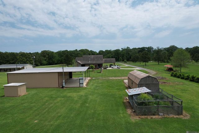 312 Lemon B Rd, Slaughter, LA 70777