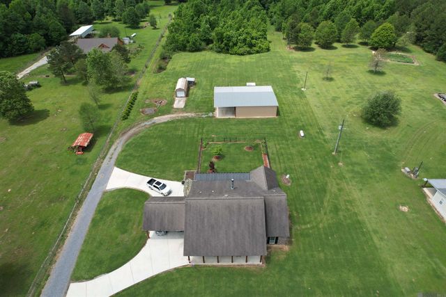 312 Lemon B Rd, Slaughter, LA 70777