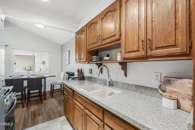 246 W Vineyard Avenue, Oxnard, CA 93036