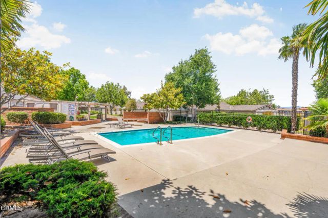 246 W Vineyard Avenue, Oxnard, CA 93036