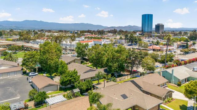 246 W Vineyard Avenue, Oxnard, CA 93036