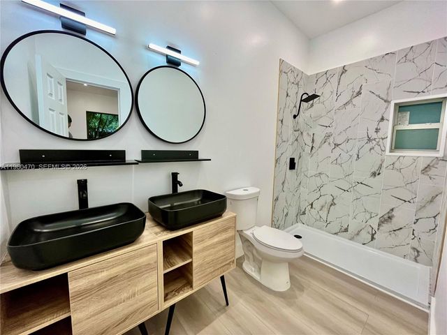 6241 NW Miami Pl, Miami, FL 33150