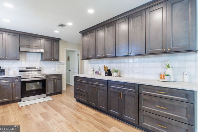 3759 Creekwood Drive, Valdosta, GA 31602