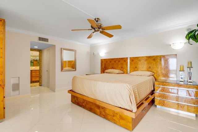 5380 N Ocean Drive 20b, Singer Island, FL 33404