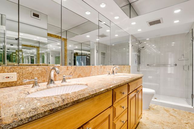5380 N Ocean Drive 20b, Singer Island, FL 33404