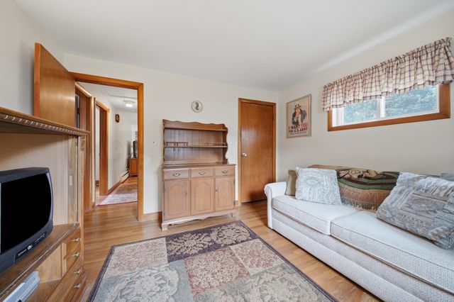 6 Marcus Rd, Wilmington, MA 01887