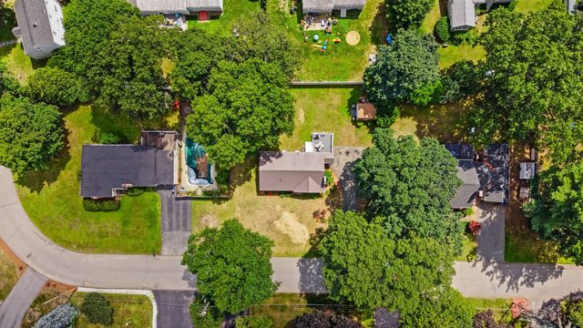 6 Marcus Rd, Wilmington, MA 01887