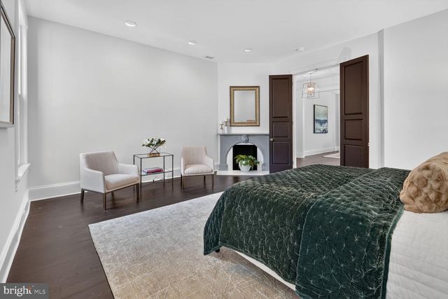 1321 T ST NW, Washington, DC 20009