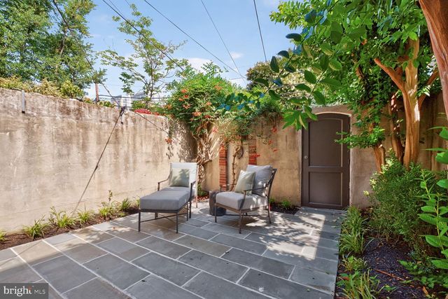 1321 T ST NW, Washington, DC 20009