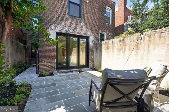 1321 T ST NW, Washington, DC 20009