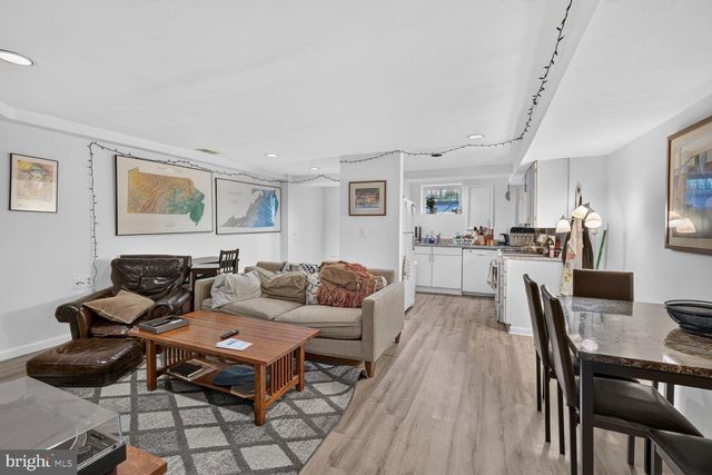 1321 T ST NW, Washington, DC 20009