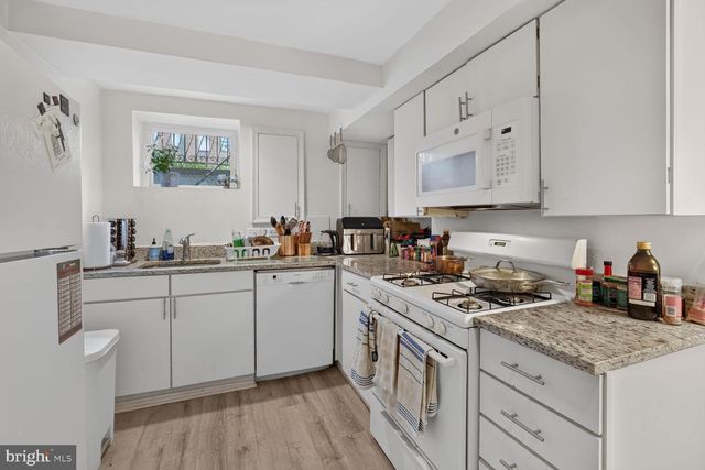 1321 T ST NW, Washington, DC 20009