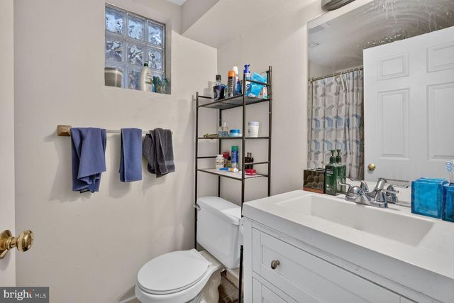 1321 T ST NW, Washington, DC 20009