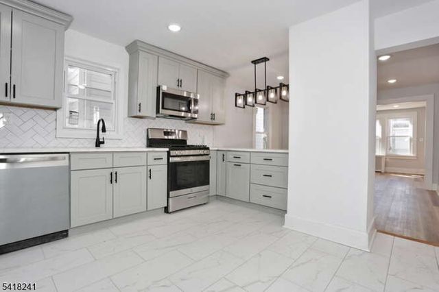 326 Ogden St, City Of Orange Twp., NJ 07050