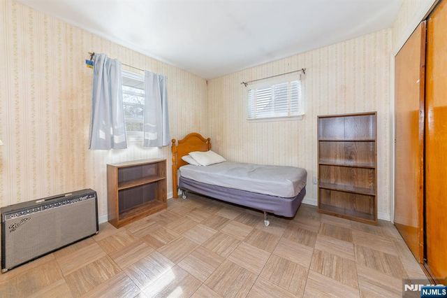 71 Hobart Avenue, Rutherford, NJ 07070