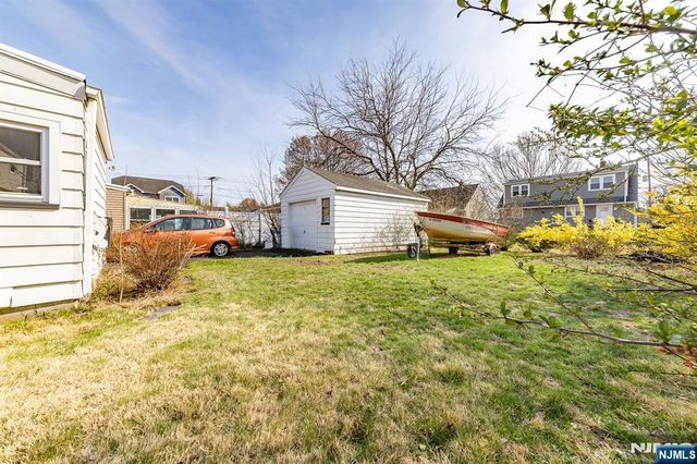 71 Hobart Avenue, Rutherford, NJ 07070