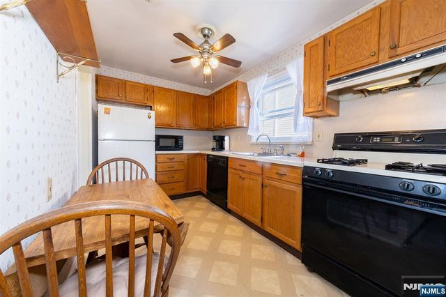 71 Hobart Avenue, Rutherford, NJ 07070