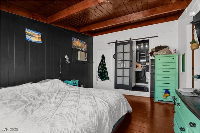 2004 Houston Drive, Las Vegas, NV 89104