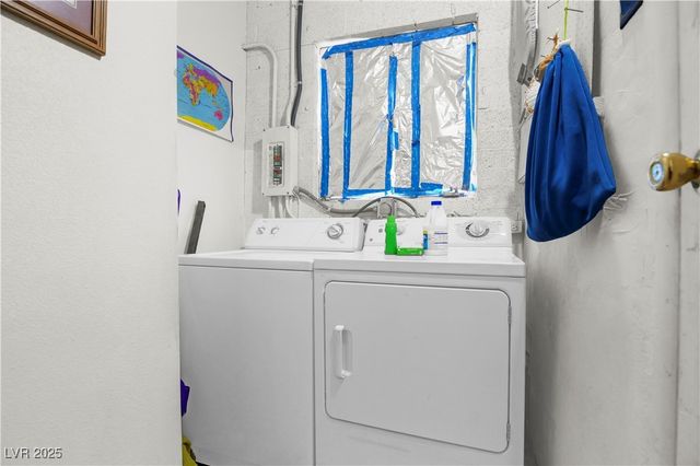 2004 Houston Drive, Las Vegas, NV 89104