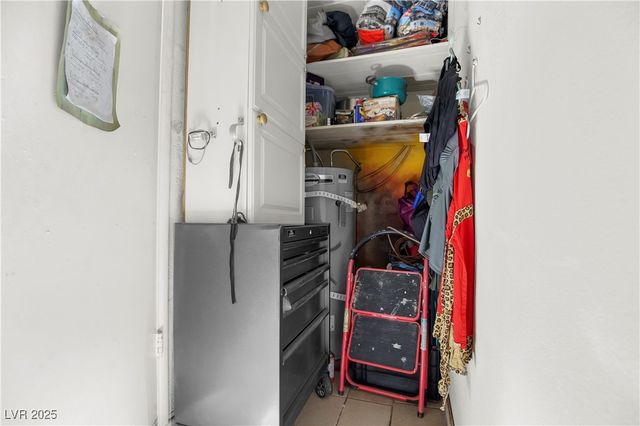 2004 Houston Drive, Las Vegas, NV 89104