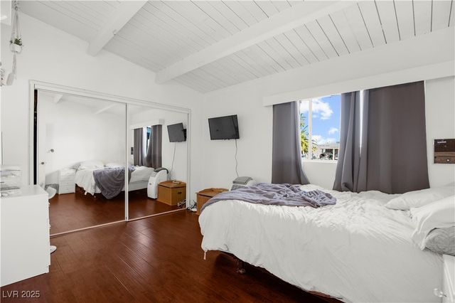 2004 Houston Drive, Las Vegas, NV 89104