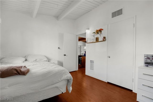 2004 Houston Drive, Las Vegas, NV 89104