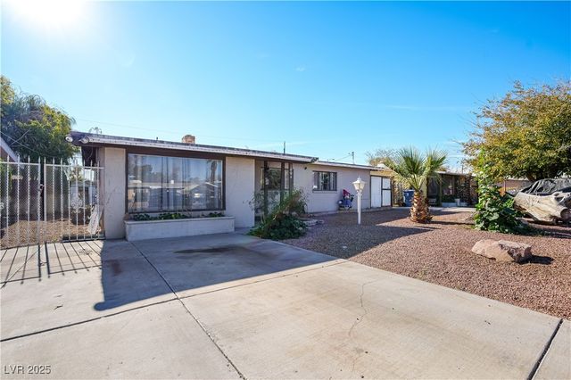 2004 Houston Drive, Las Vegas, NV 89104