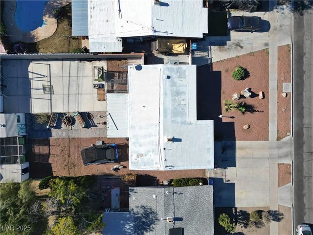 2004 Houston Drive, Las Vegas, NV 89104