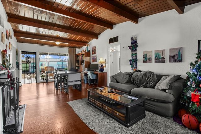 2004 Houston Drive, Las Vegas, NV 89104