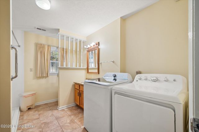 3007 Cromarty Way, Louisville, KY 40220